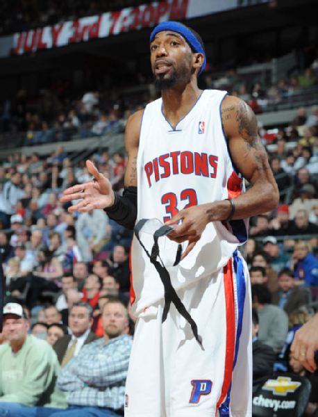 魔术横扫希腊男篮,汉密尔顿绝境逆转 魔术横扫希腊男篮,汉密尔顿绝境逆转