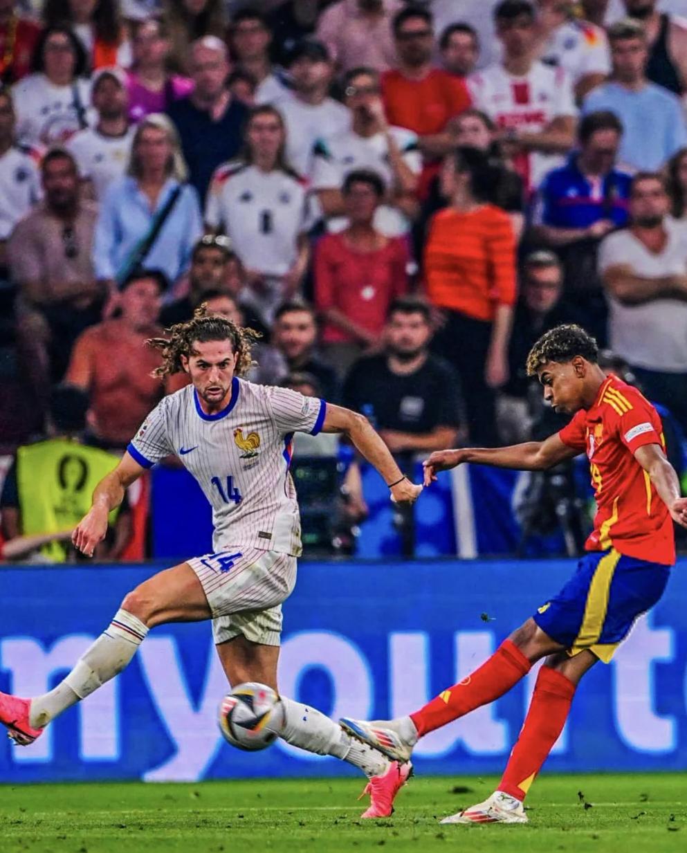 关于西班牙网球队险胜法国网球队，克耶高斯制霸全场的信息