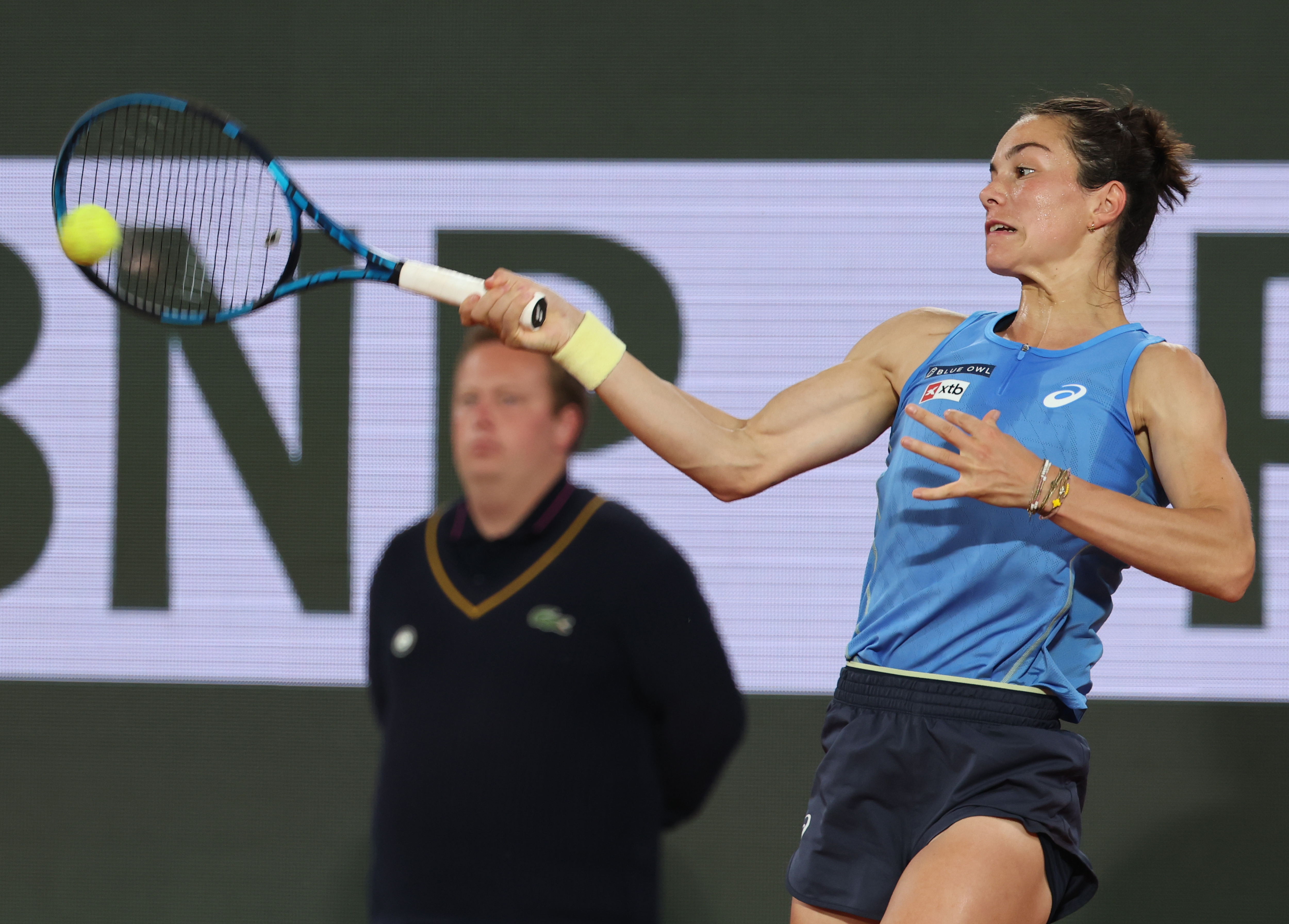 法国网球队碾压世界网球队，克耶高斯打破历史纪录