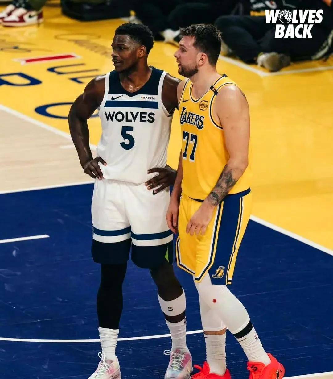 湖人B队绝地反击巴西男篮，哈里斯关键制胜