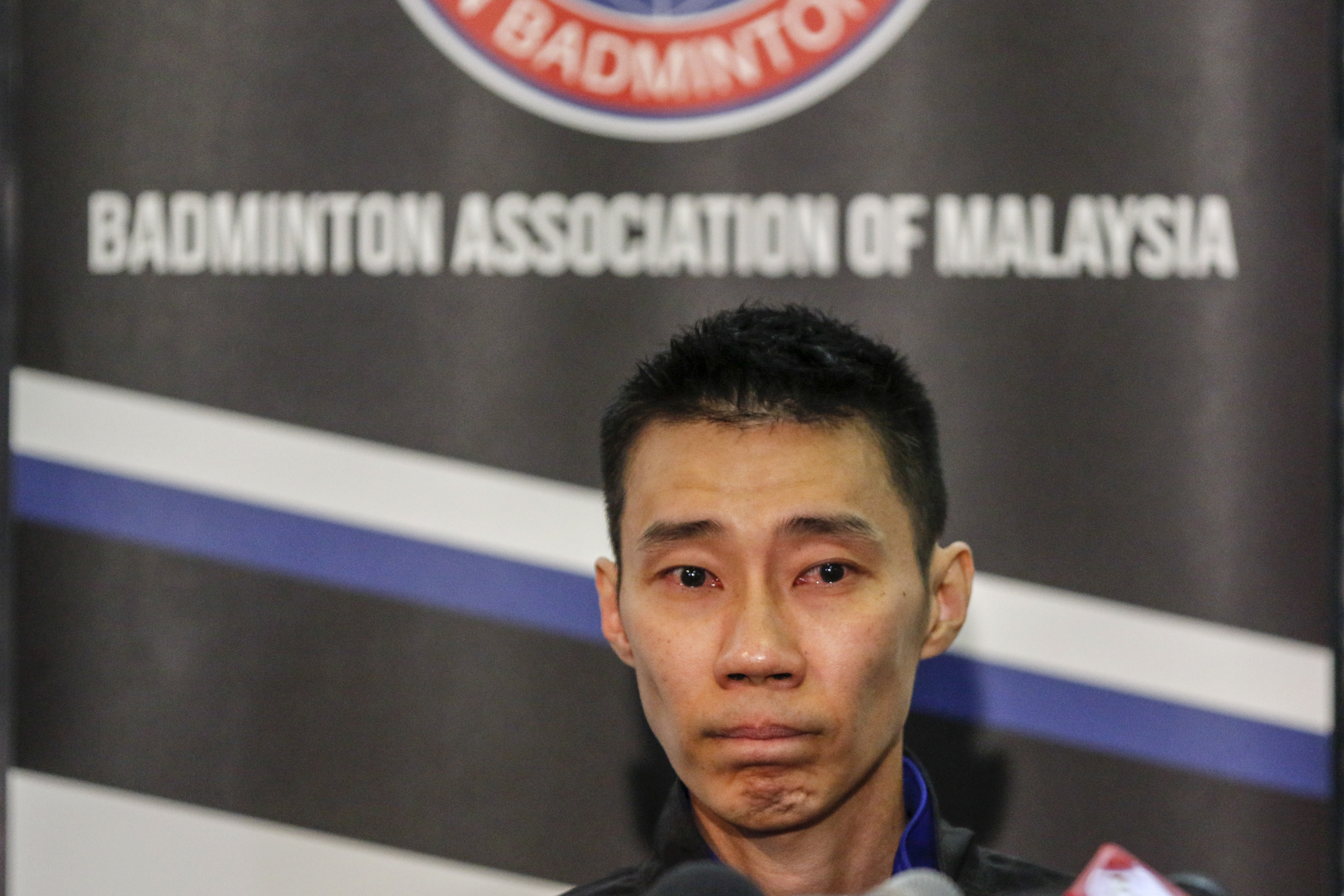 韩国羽毛球队轻取日本羽毛球队，李宗伟统治全场