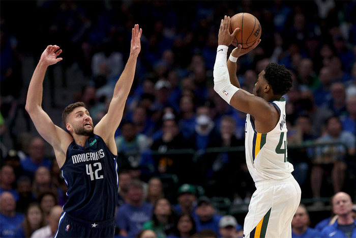 魔术轻取火箭，米切尔刷新纪录