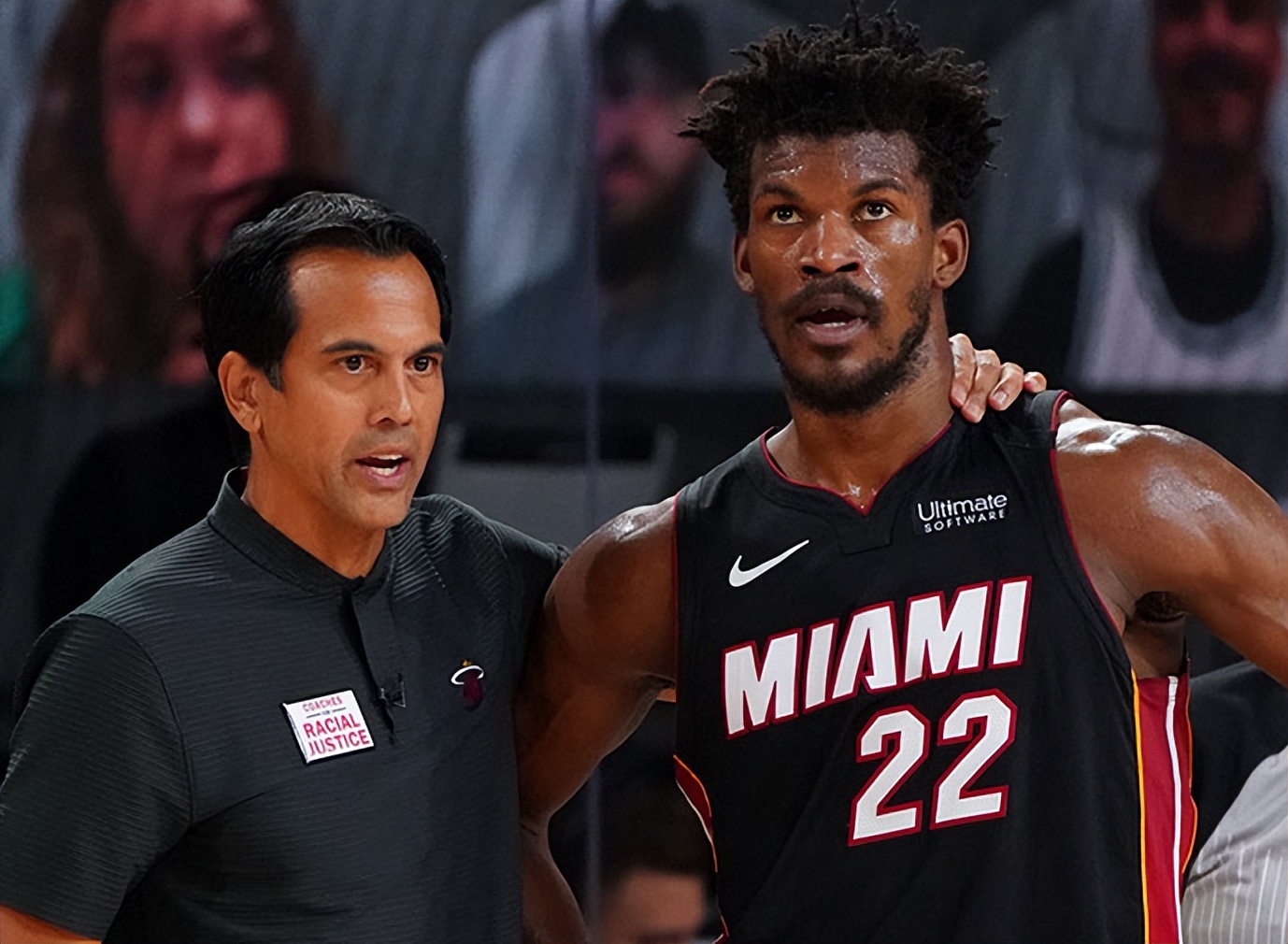 热火队摆脱困境，反超对手取胜